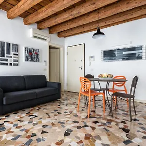Appartamento Lovely In