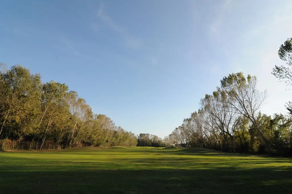 Cosmopolitan Golf & Beach Resort Tirrenia
