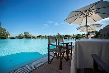 Cosmopolitan Golf & Beach Resort Tirrenia