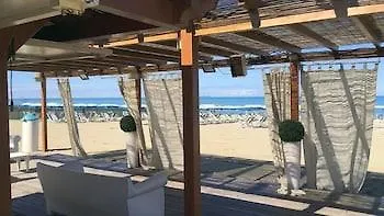 Cosmopolitan Golf & Beach Resort Tirrenia 2*,