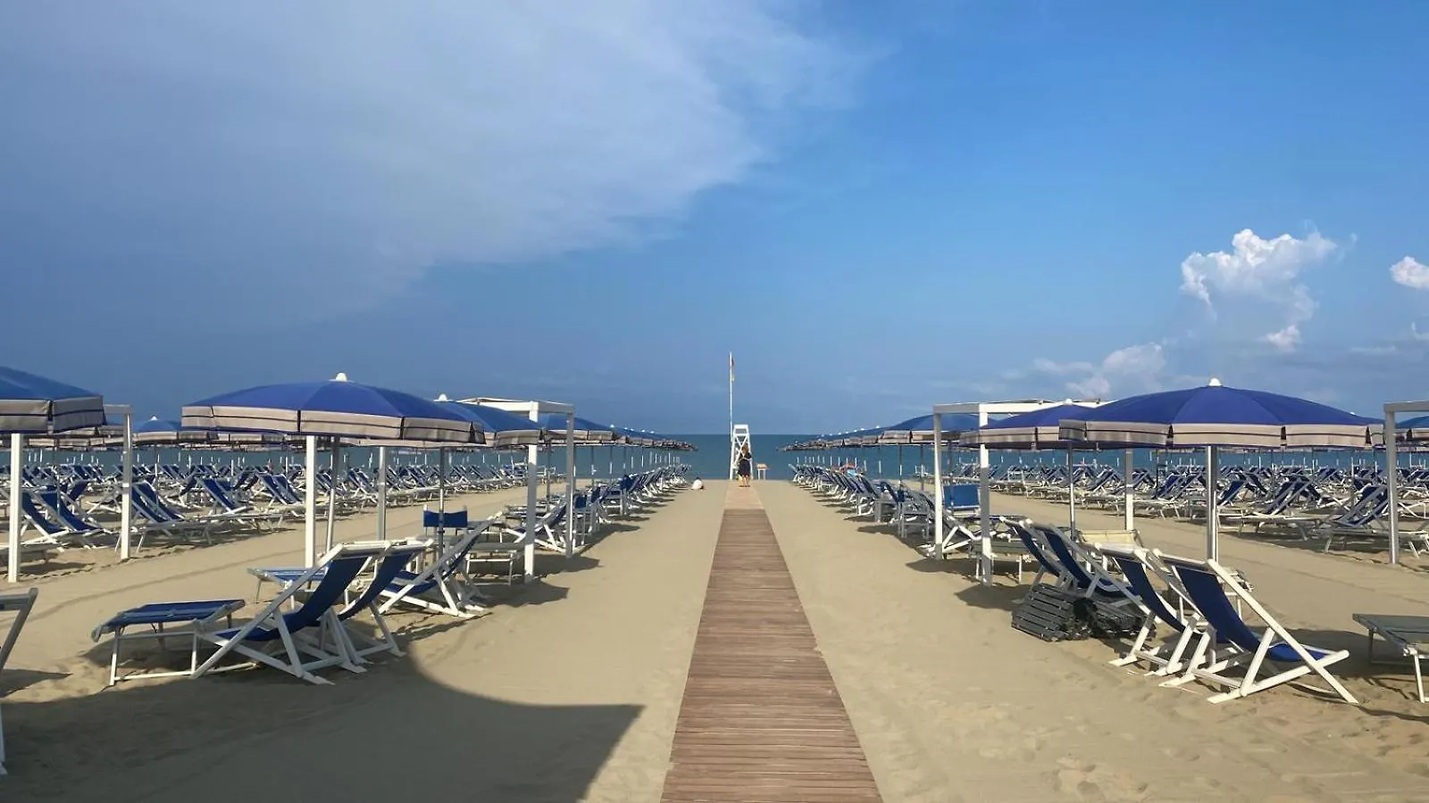 Cosmopolitan Golf & Beach Resort Tirrenia 2*,  Italy