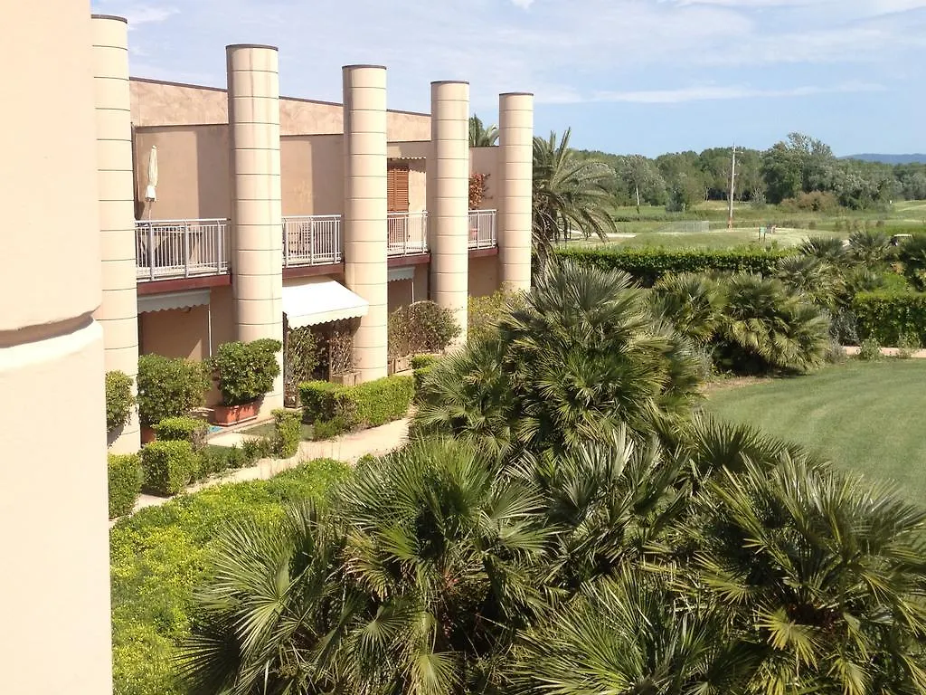 Cosmopolitan Golf & Beach Resort Tirrenia 2*,  Italy